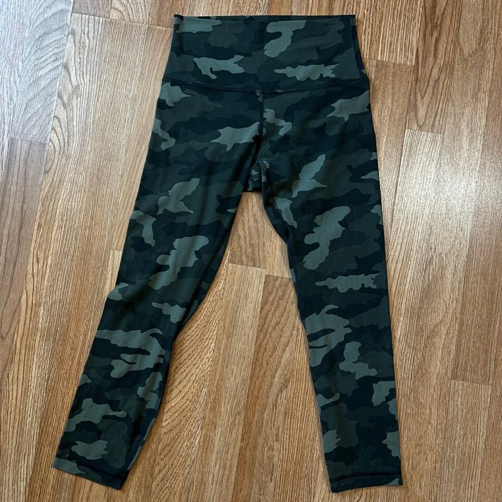 Lululemon Align High-Rise Crop 21 Heritage 365 Camo Deep Coal Multi Green Size 6